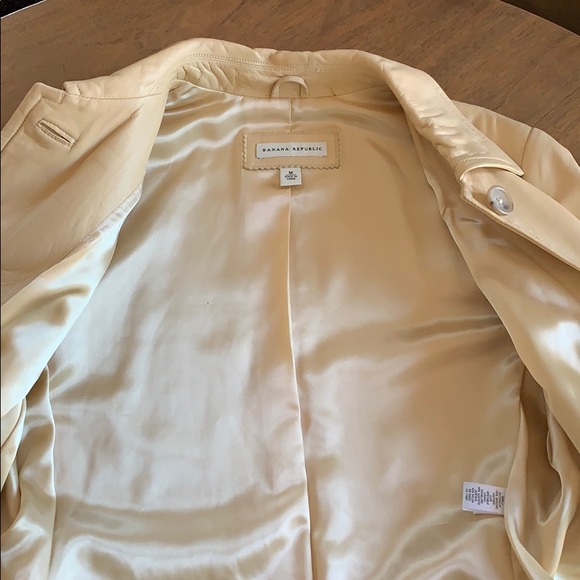 Vintage Banana Republic Leather Lady Coat sz Med - Picture 5 of 5